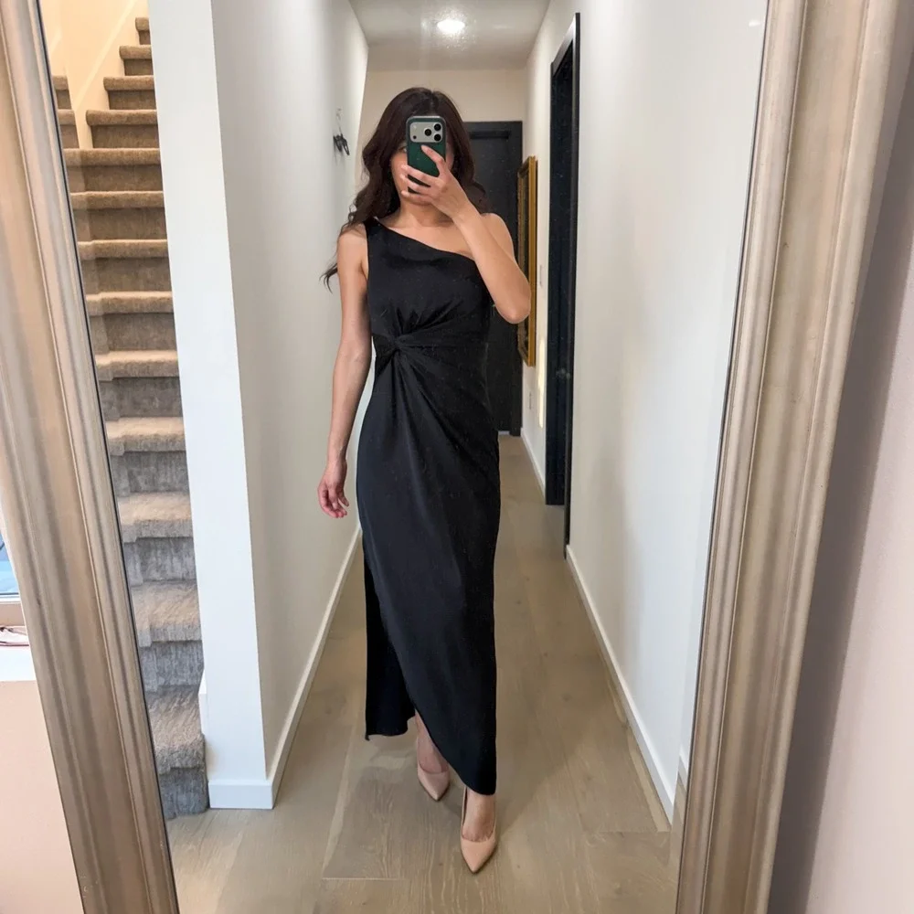 Abercrombie & Fitch stunning dress